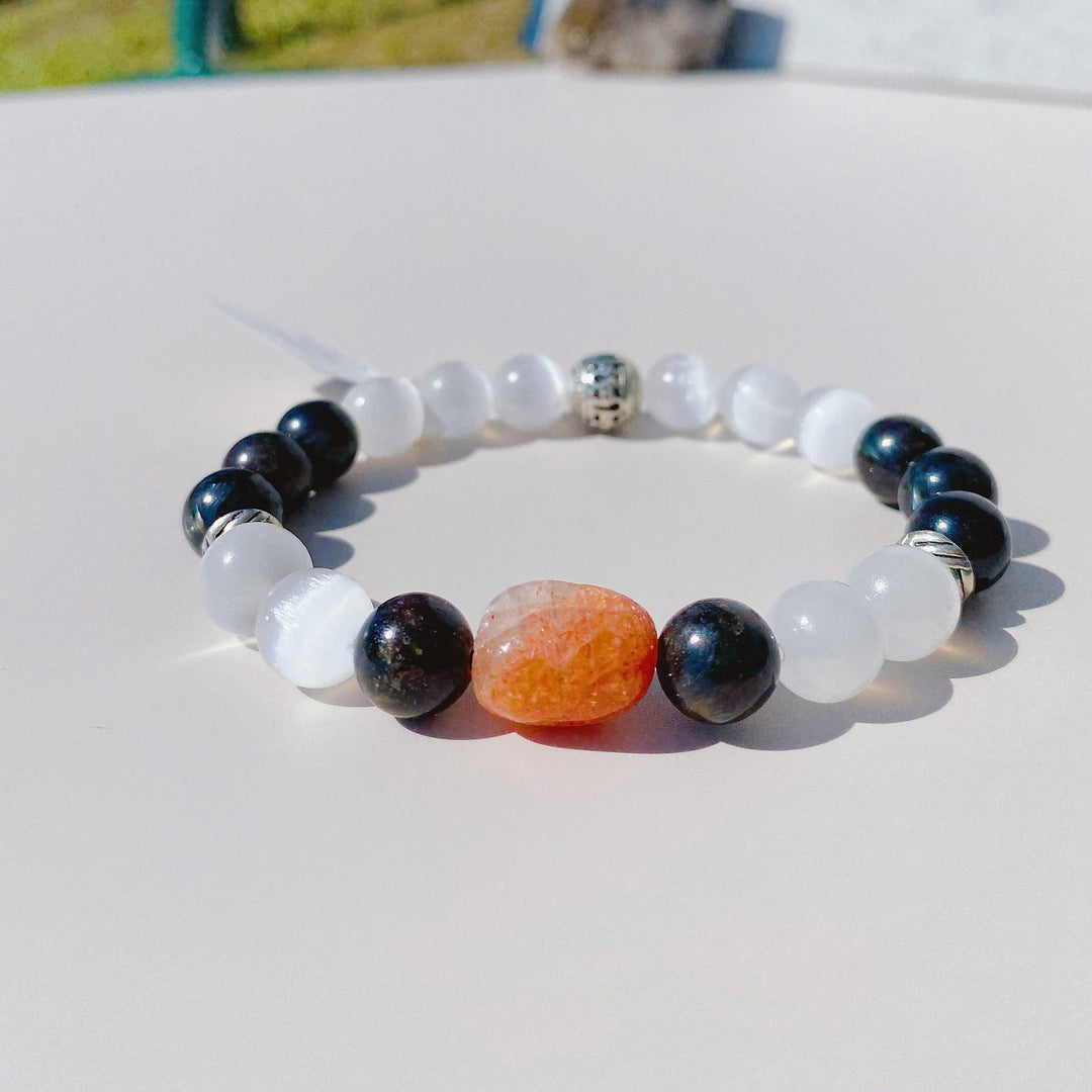 Arfvedsonite (阿弗德松石)| Sunstone (太陽石)| Selenite (透石膏) Bracelet - innerblissdesigns