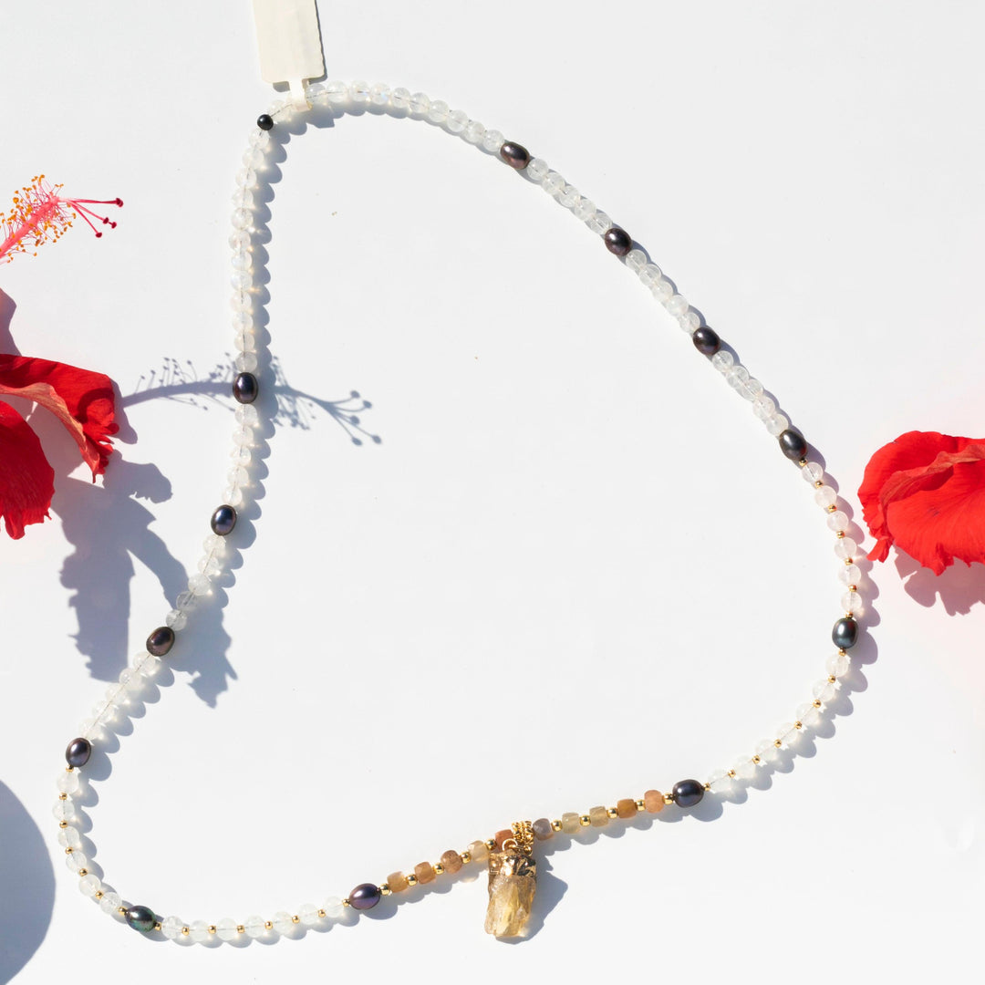 Blue Flash Moonstone (月亮石) | Peacock Pearl (珍珠)| Peach Moonstone | Citrine (黃水晶) Pendant | Fixed Necklace