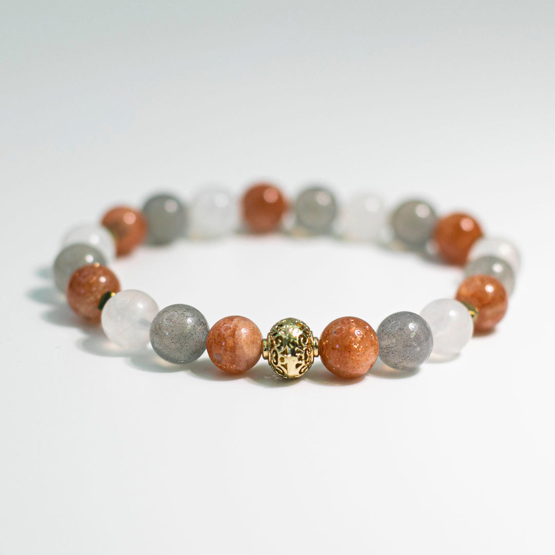 Blue Flash Moonstone (月亮石) - Sunstone (太陽石) - Blue Flash Labradorite (拉長石) | (AAA Quality) Stretchy Cord Bracelet | Titanium Pyrite & Gold Plated Spacer Beads - innerblissdesigns