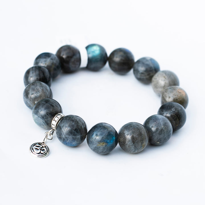 Blue Flash Labradorite (拉長石) | Sterling Silver Ohm Bead | Bracelet