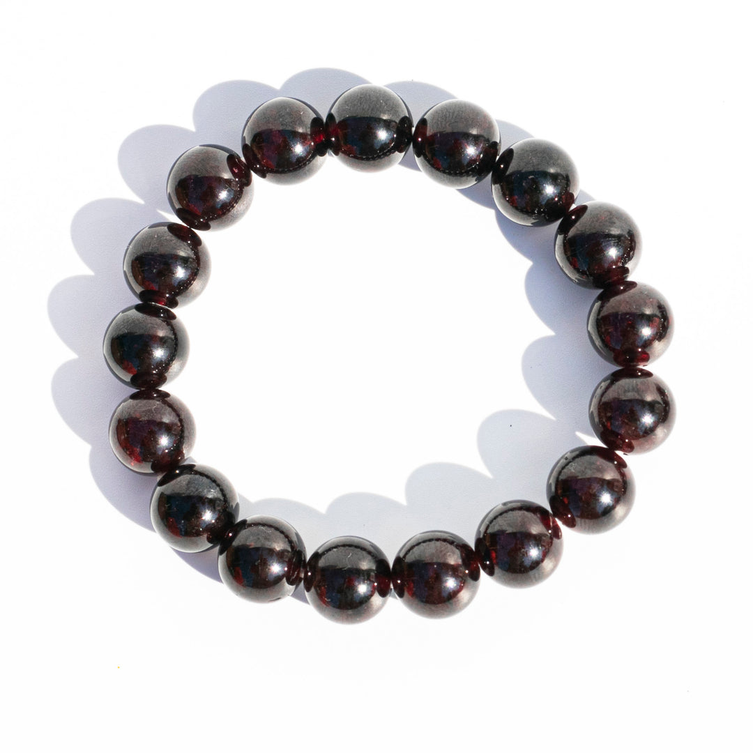 Garnet (石榴石) | (AA Quality) Stretchy Cord Bracelet | The Stone of Sensuality