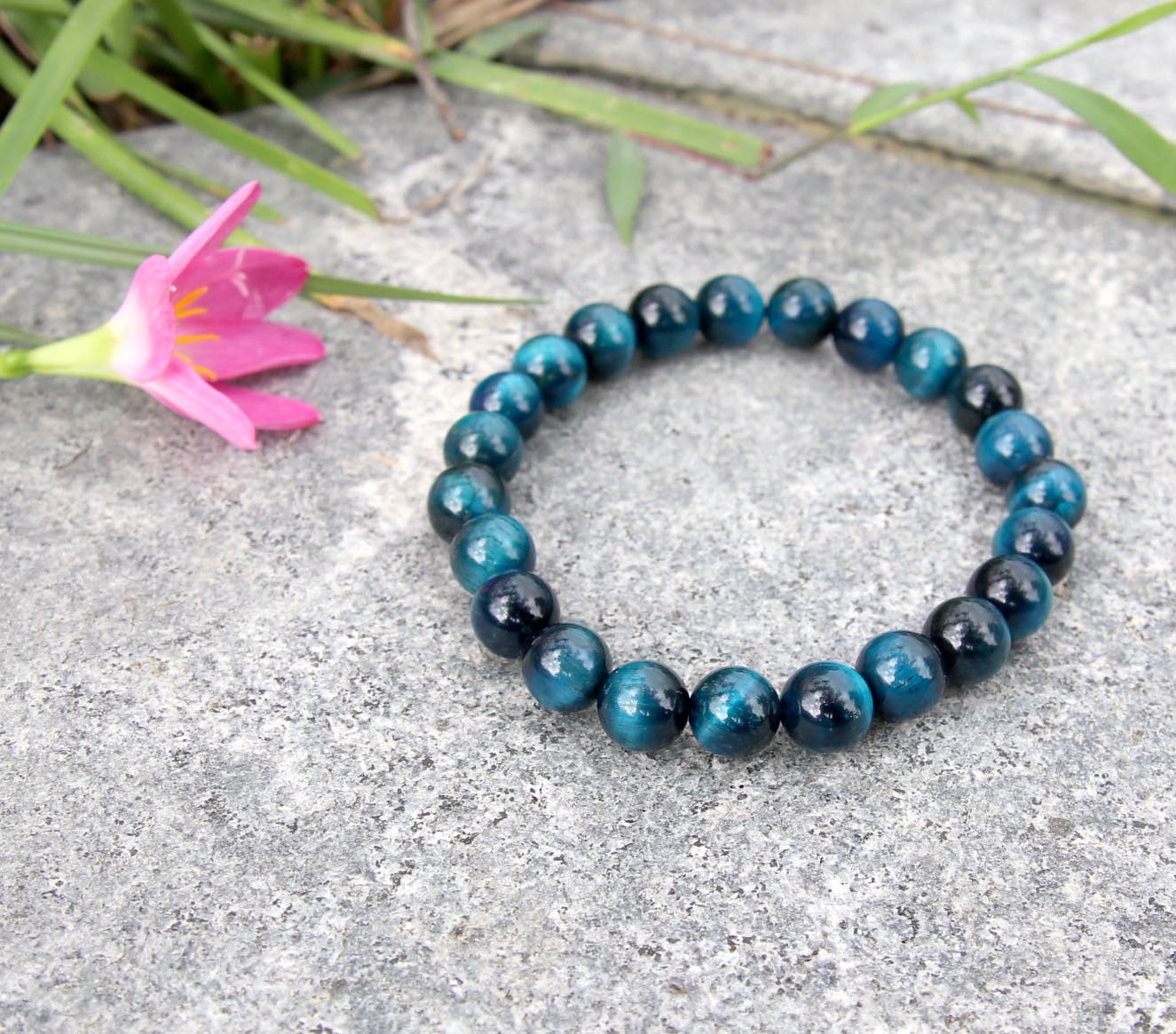 Tiger's Eye (虎眼石) | Blue | Stretchy Cord Bracelet | The Courage Stone